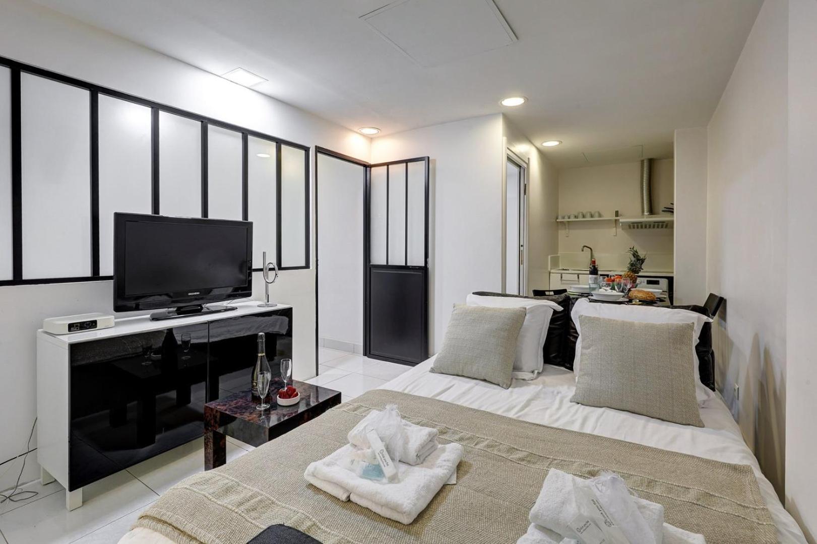 373 Suzanne - Superbe A Appartement *